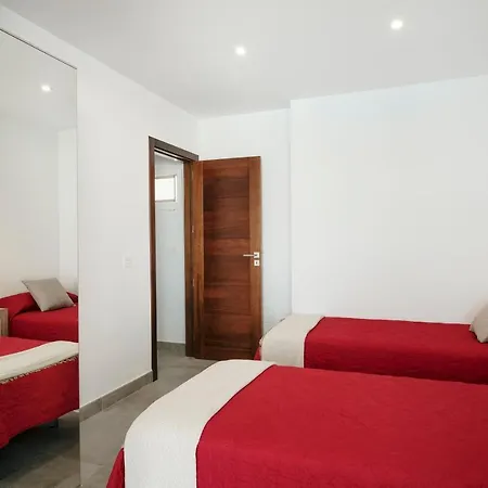 Causel - Luxury With Hot Tub Vila *
