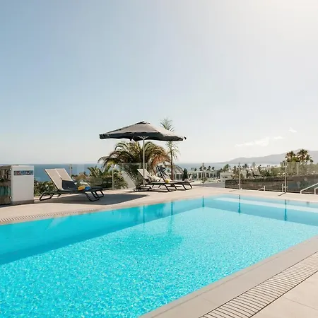 Causel - Luxury With Hot Tub Vila